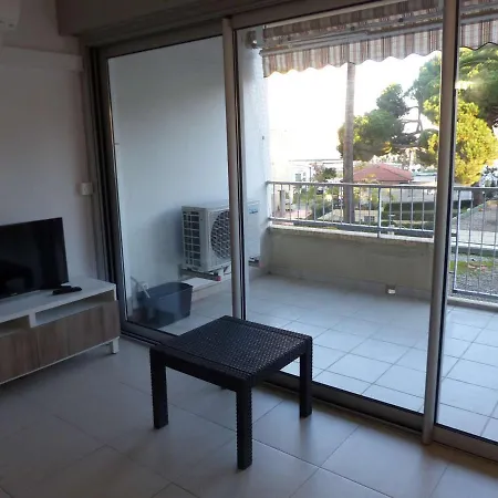 Studio Le Lavandou, 1 Piece, 3 Personnes - Fr-1-308-169 Apartmán